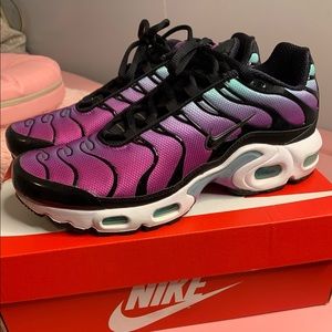 GS Air Max Plus Size 6.5Y